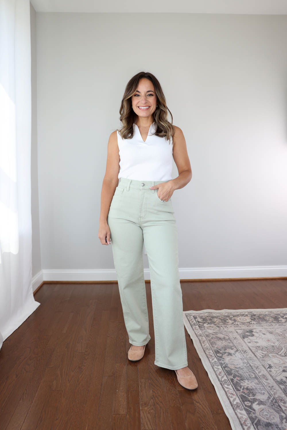 Madewell Perfect Vintage Crop Jeans on a petite 4'10" frame | petite jeans | petite style | petite fashion